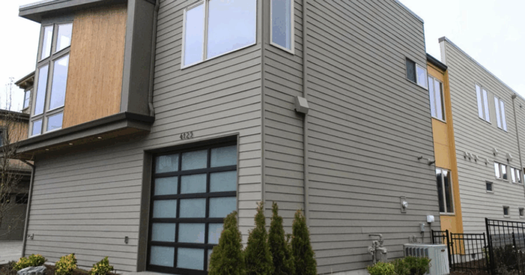 How Long Does Siding Last? Lifespan by Material 3 siding 03